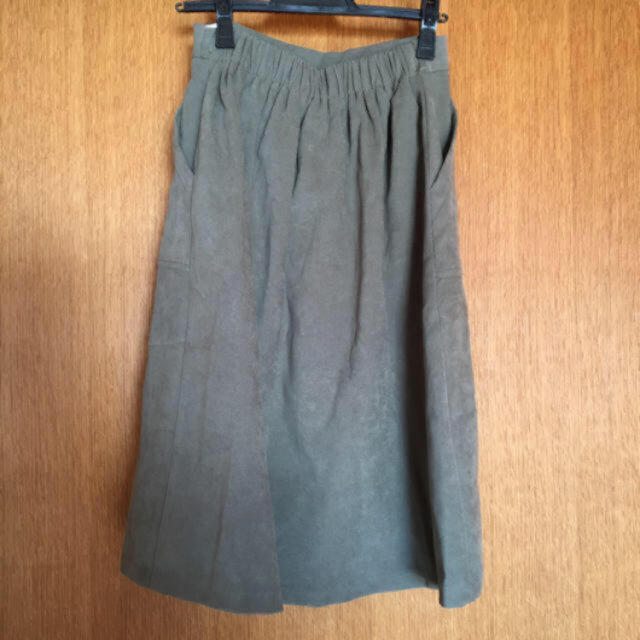 mystic(ミスティック)のフェイクスウェードタックボックススカート レディースのスカート(ひざ丈スカート)の商品写真