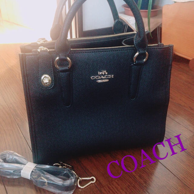 COACH(コーチ)のCOACH 2way☆無言申請OKです レディースのバッグ(ショルダーバッグ)の商品写真