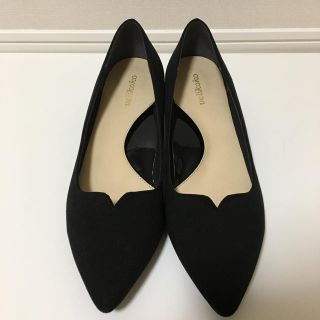 マルイ(マルイ)の【美品】黒ローヒールパンプス(ハイヒール/パンプス)