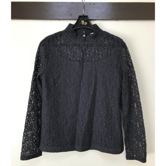 moussy(マウジー)のレーストップス moussy マウジー 試着のみ レディースのトップス(カットソー(長袖/七分))の商品写真