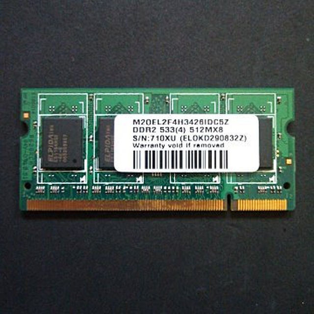 ELECOM(エレコム)のノート用メモリ PC2-4200 512MB スマホ/家電/カメラのPC/タブレット(PC周辺機器)の商品写真