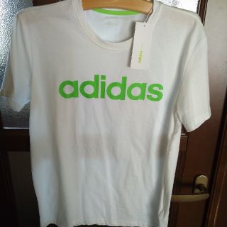 アディダス(adidas)のadidas★Tシャツ★新品タグ付き!(Tシャツ/カットソー(半袖/袖なし))