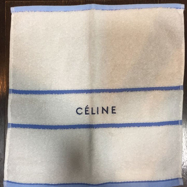 celine(セリーヌ)の値下げ！！【未使用】CELINE ハンドタオル✨ レディースのファッション小物(ハンカチ)の商品写真