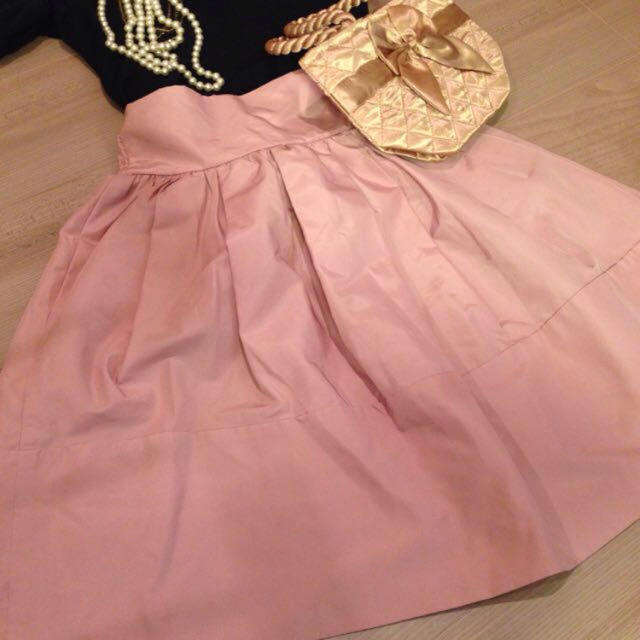 tocco(トッコ)のtocco ふんわりタフタスカート ピンク レディースのスカート(ひざ丈スカート)の商品写真