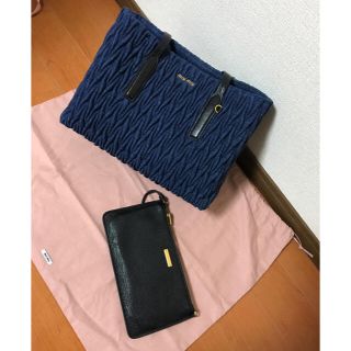 ミュウミュウ(miumiu)のmiumiuデニムバック(トートバッグ)