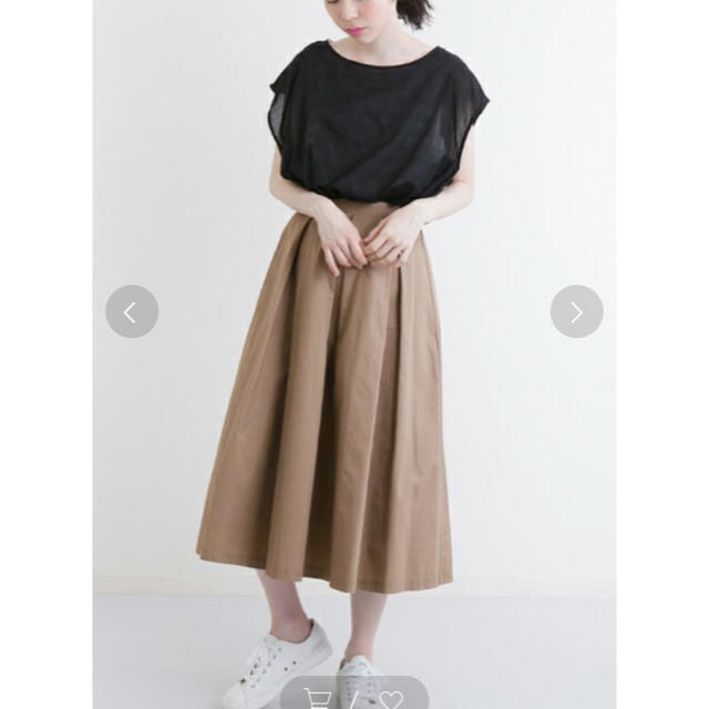 merlot(メルロー)のMerlot  コットンフレアスカート ベージュ レディースのスカート(ロングスカート)の商品写真