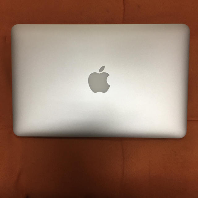 Mac (Apple)(マック)の本日まで出品 必見 Mac Book Air 11inch Early 2015 スマホ/家電/カメラのPC/タブレット(ノートPC)の商品写真