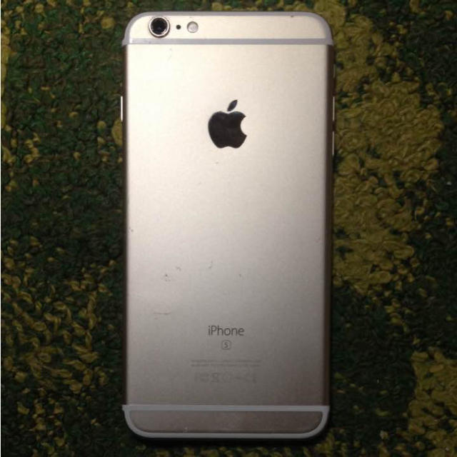 iPhone(アイフォーン)のiPhone6sPlus 64GB ゴールド スマホ/家電/カメラのスマートフォン/携帯電話(スマートフォン本体)の商品写真