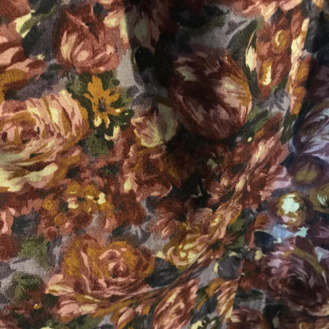 Santa Monica(サンタモニカ)の花柄レトロスカート レディースのスカート(ひざ丈スカート)の商品写真