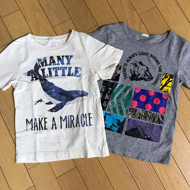 GU(ジーユー)のGU キッズ 120cm Tシャツ ２枚 セット 送料込み キッズ/ベビー/マタニティのキッズ服男の子用(90cm~)(Tシャツ/カットソー)の商品写真