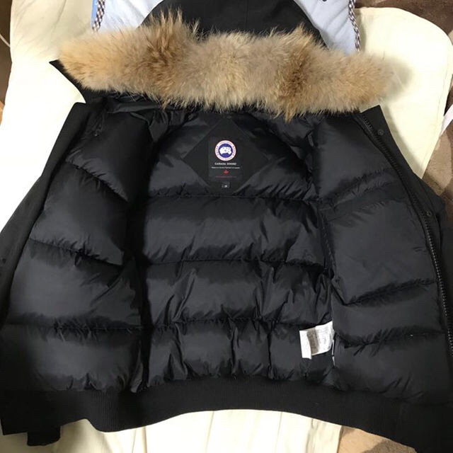 CANADA GOOSE(カナダグース)のカナダグース チリワック  ダウン Canadagoose メンズのジャケット/アウター(ダウンジャケット)の商品写真