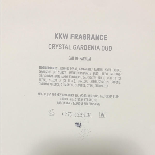 Kylie Cosmetics(カイリーコスメティックス)のkkw beauty キムカーダシアン クリスタル ガーデニア ウード コスメ/美容の香水(香水(女性用))の商品写真