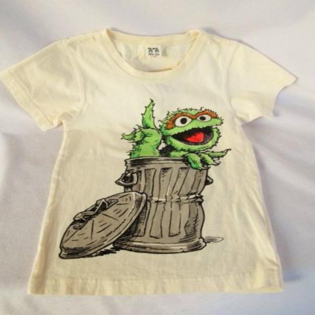 SESAME STREET(セサミストリート)のセサミストリート♪新品120ｃｍ★オスカー　Ｔシャツ♪綿100％ キッズ/ベビー/マタニティのキッズ服男の子用(90cm~)(Tシャツ/カットソー)の商品写真