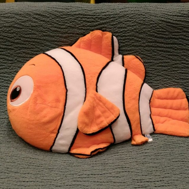 激レア 新品 特大 非売品 77cm TDL ファインディングニモ 激レア 新品 特大 非売品 77cm TDL ファインディングニモ