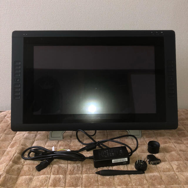 Wacom cintiq 22HD TOUCH DTH-2200