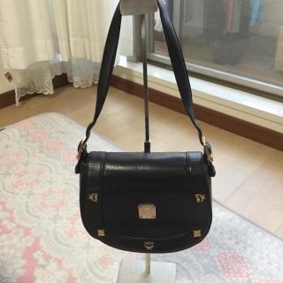 エムシーエム(MCM)のMCM ショルダーバッグ(ショルダーバッグ)