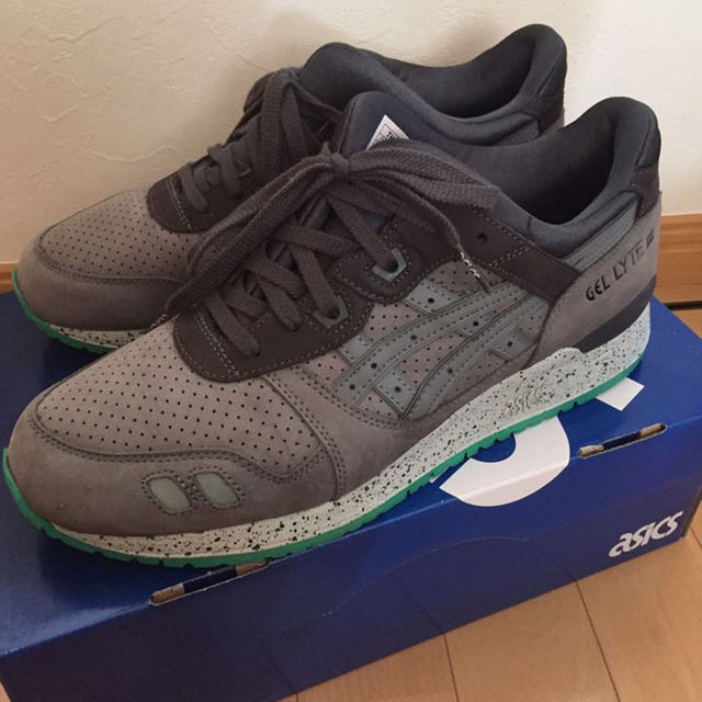 asics(アシックス)のASICS gel lyte Ⅲ  28cm  KITH NYC メンズの靴/シューズ(スニーカー)の商品写真