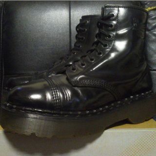 ドクターマーチン(Dr.Martens)の【専用】Dr.Martens 英国製 クレイジーボム UK9 厚底 8ホール(ブーツ)