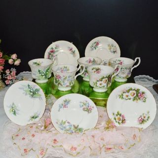 ロイヤルアルバート(ROYAL ALBERT)の【未使用品】ロイヤル　アルバート５客サマータイムシリーズカップ＆ソーサー(グラス/カップ)