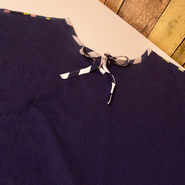 POU DOU DOU(プードゥドゥ)のPOUDOUDOU りんごTシャツ ☺︎ レディースのトップス(Tシャツ(半袖/袖なし))の商品写真