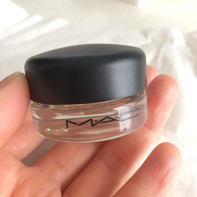 MAC(マック)のMAC PRO LONGWEAR PAINT POT  ソフトオークル コスメ/美容のベースメイク/化粧品(アイシャドウ)の商品写真