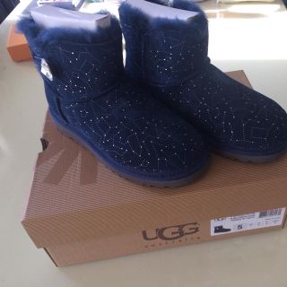 アグ(UGG)の黄色い鳥様専用(ブーツ)