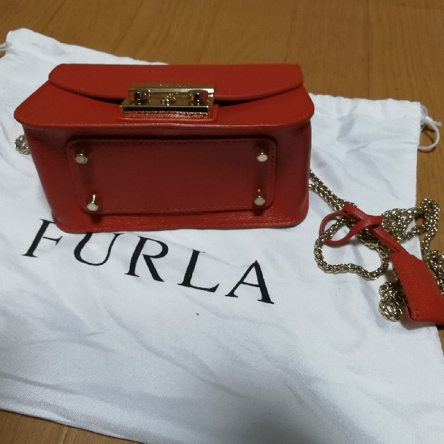 Furla(フルラ)のフルラ　メトロポリス　MAPLE  美品　メープル　FURLA レディースのバッグ(ショルダーバッグ)の商品写真