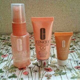 クリニーク(CLINIQUE)のCLINIQUE保湿ローションスプレー&メークアップ保湿クリーム&ファンデ(フェイスクリーム)