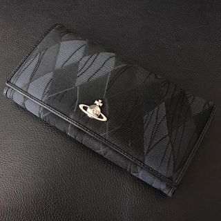 ヴィヴィアンウエストウッド(Vivienne Westwood)のヴィヴィアンウエストウッド キャンバス×レザー ひし形 チェック柄 黒ベース(長財布)