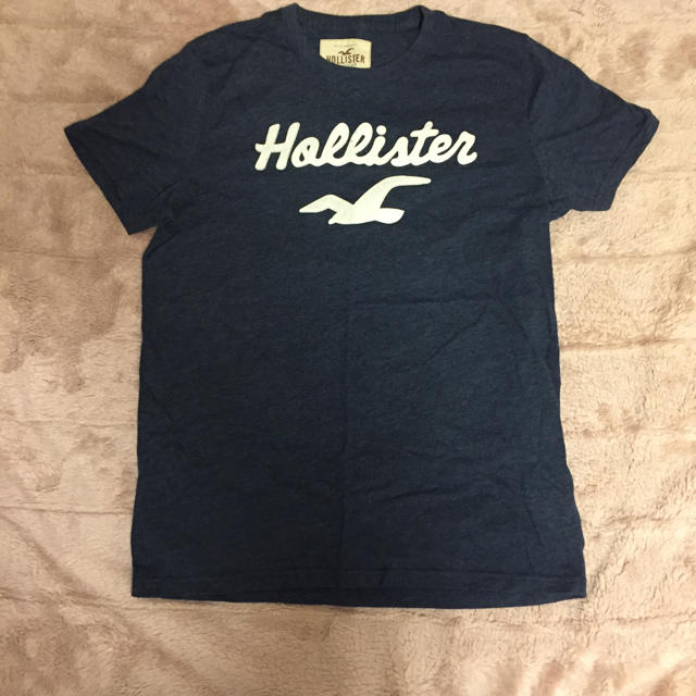 Hollister(ホリスター)のホリスター  Ｔシャツ 紺 メンズのトップス(Tシャツ/カットソー(半袖/袖なし))の商品写真