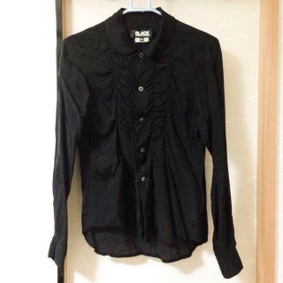 コムデギャルソン(COMME des GARCONS)の値下げ！コム デ ギャルソン 黒 シャツ(シャツ/ブラウス(長袖/七分))