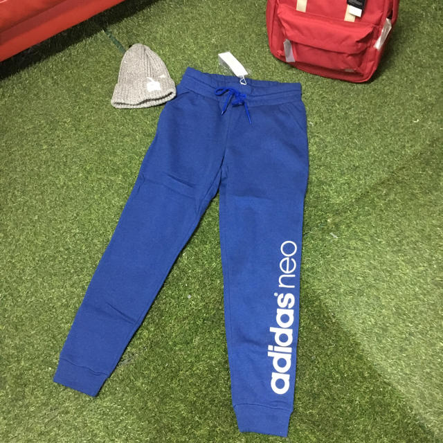 Adidas 新品 Adidas アディダス スウェットパンツ スエット レディース 裏起毛の通販 By Aya アディダスならラクマ