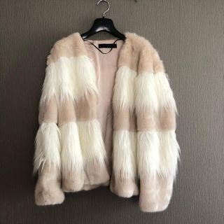 ザラ(ZARA)のZARAファージャケット(毛皮/ファーコート)