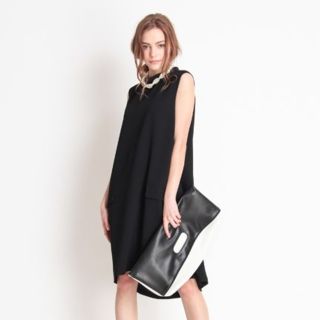 サロンドバルコニー(Salon de Balcony)の新品未使用　salon de balcony バイカラークラッチバッグ　2way(クラッチバッグ)