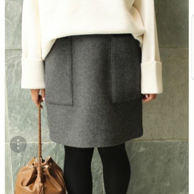 IENA(イエナ)のIENA　台形スカート　グレー レディースのスカート(ミニスカート)の商品写真