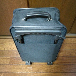 スーツケース　黒　ブラック　旅行カバン　1～2泊用(スーツケース/キャリーバッグ)