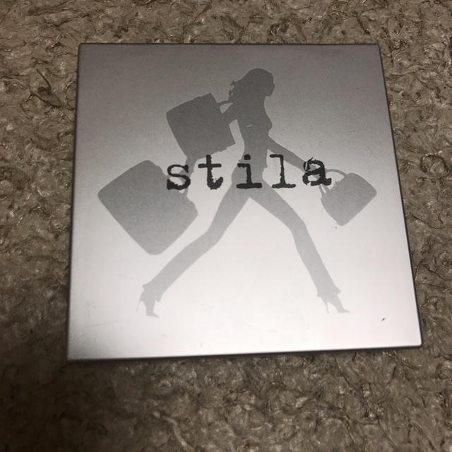 stila(スティラ)のstila アイシャドウ チーク パレット コスメ/美容のキット/セット(コフレ/メイクアップセット)の商品写真