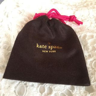 ケイトスペードニューヨーク(kate spade new york)のケイト スペード ♡ 巾着袋 ♡新品未使用(ポーチ)