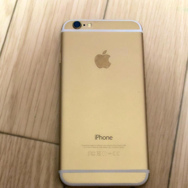 Apple(アップル)の美品 iPhone6 ゴールド 64GB おまけ付き スマホ/家電/カメラのスマートフォン/携帯電話(スマートフォン本体)の商品写真