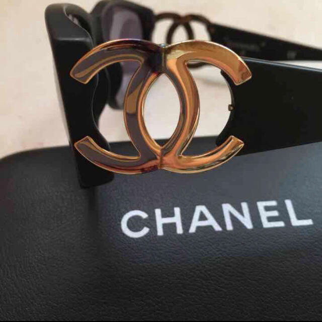 CHANEL(シャネル)のシャネル CHANEL サングラス 未使用 訳ありです。 レディースのファッション小物(サングラス/メガネ)の商品写真