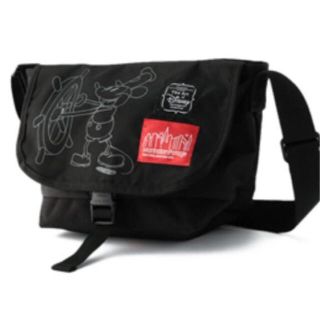 マンハッタンポーテージ(Manhattan Portage)のディズニーアート展 限定 マンハッタンポーテージ ショルダー バック 黒 新品！(キャラクターグッズ)