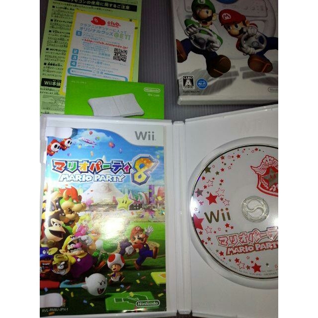 Wii(ウィー)のマリオカートWii　マリオパーティ8　2本セット エンタメ/ホビーのゲームソフト/ゲーム機本体(家庭用ゲームソフト)の商品写真
