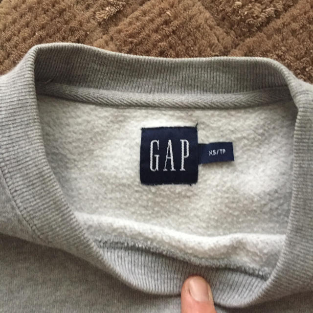 GAP(ギャップ)のギャップワンポイントトレーナー メンズのトップス(スウェット)の商品写真