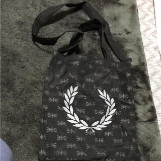 フレッドペリー(FRED PERRY)のフレッドペリーショルダーバッグ(ショルダーバッグ)