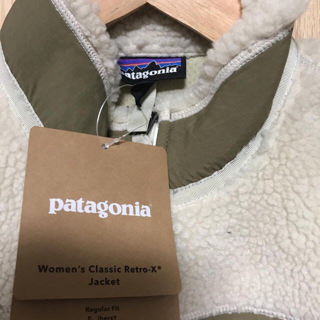 新品 patagonia Classic Retro-x Jacket