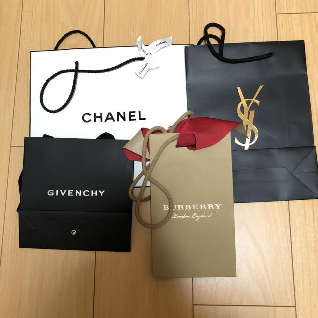 CHANEL(シャネル)のCHANEL•イヴ・サンローラン•GIVENCHY•BUBERRY ショッパー レディースのバッグ(ショップ袋)の商品写真