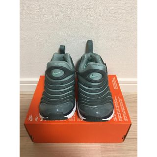 ナイキ(NIKE)の❤️ラスト1足★新品 NIKEダイナモ フリー スニーカー スリッポン 18cm(スニーカー)