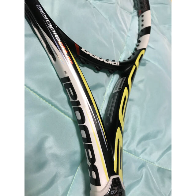BABOLATの硬式テニスラケット☆AeroProDrive☆