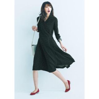 ユニクロ(UNIQLO)のrica様専用 UNIQLO イネス レーヨンプリントワンピース(ひざ丈ワンピース)