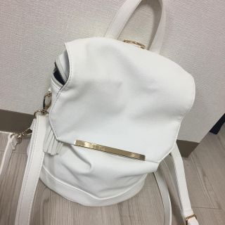 ハニーズ(HONEYS)の🌸 超美品 白 リュック 🌸(リュック/バックパック)